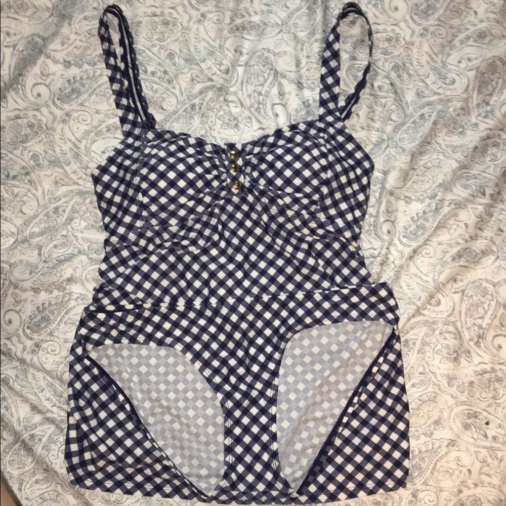 maternity swimsuite